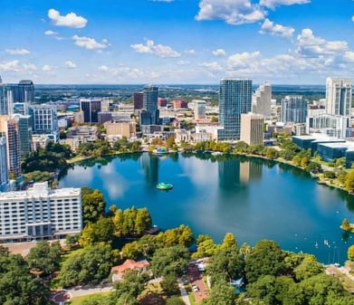 First Orlando Budget: How Much to Set Aside Before Defining Your Travel Style